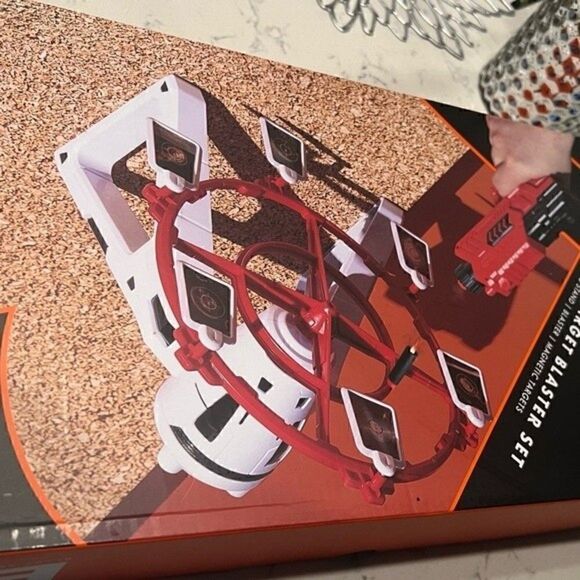 The Black Series Spin Target Blaster Set Rotating Desktop Arcade Game, toys New - Picture 4 of 13